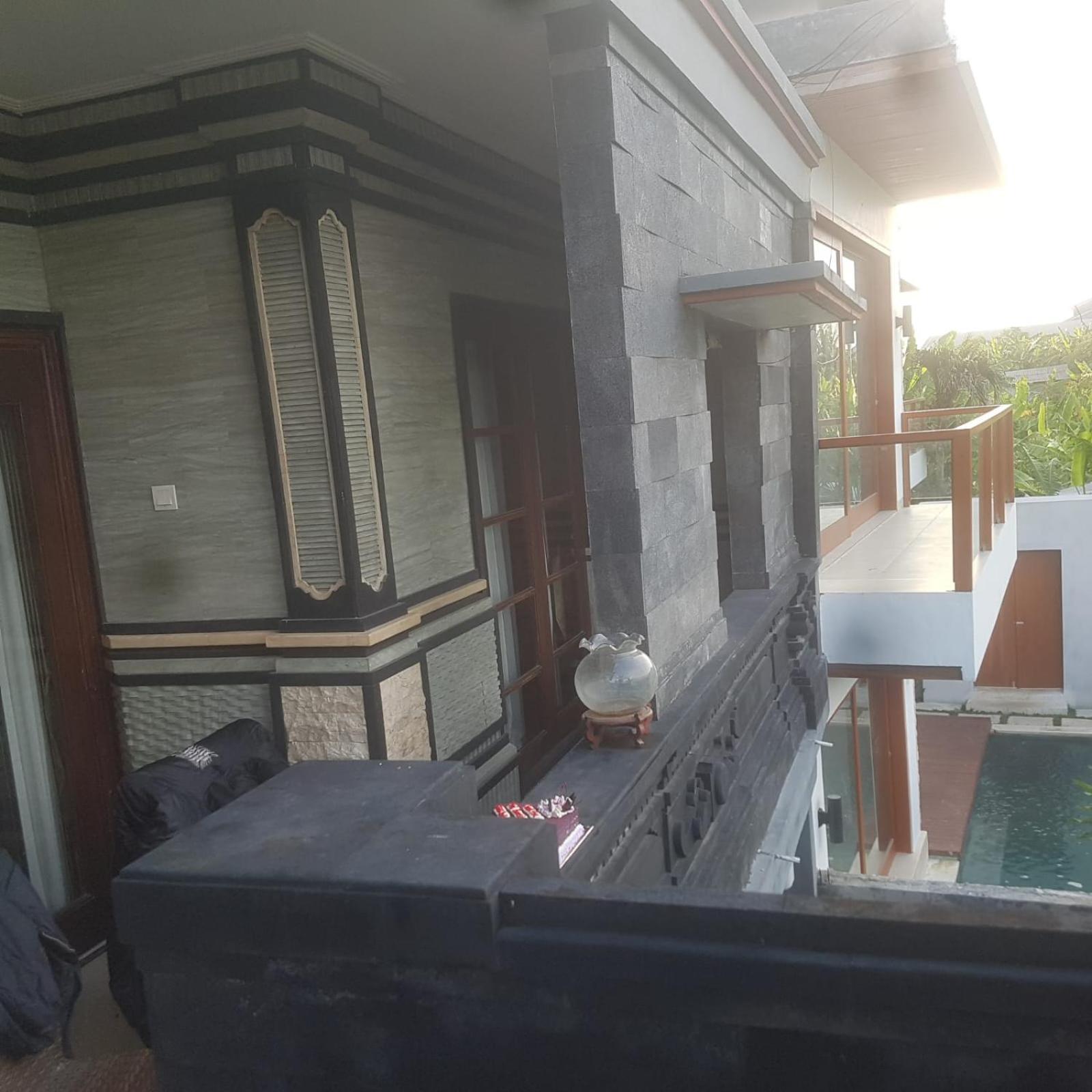 Yogi Homestay Canggu Esterno foto